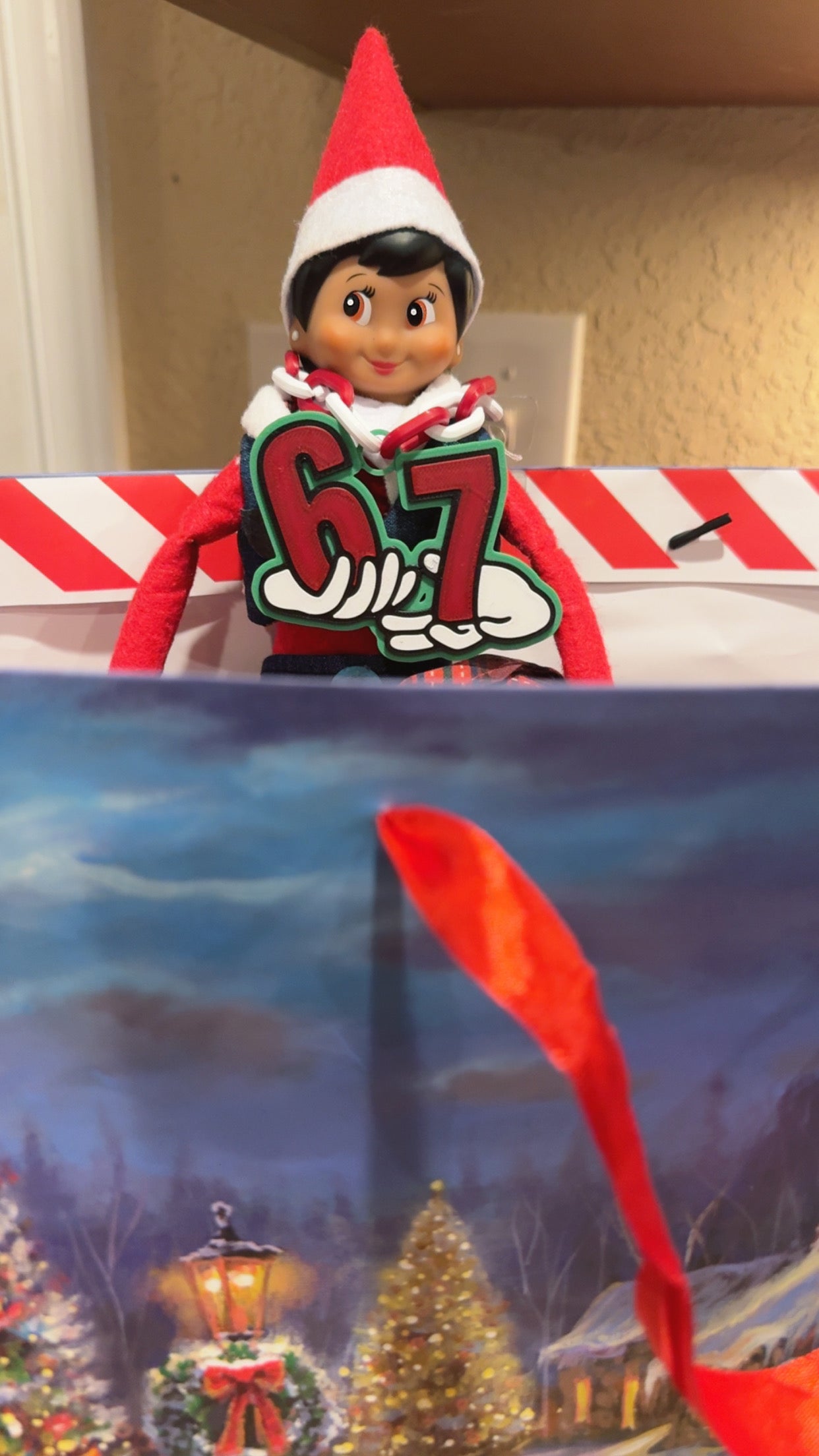 Christmas Elf 67 Hype Chain